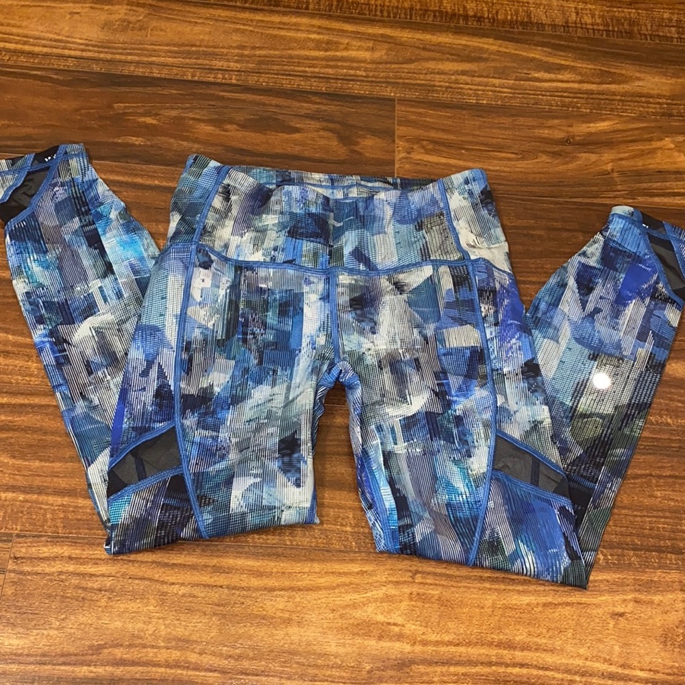 Lululemon cropped running tights
